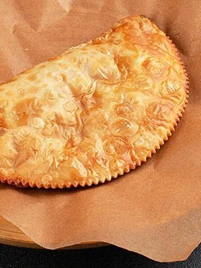 Чебурек с говядиной 1 шт. от Feta